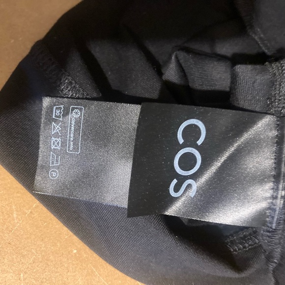 COS skirt black with pockets elastic waist back - Picture 3 of 8